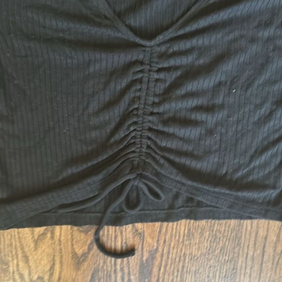 Reformation Black Crop Long Sleeve Tee size Large - Picture 4 of 6